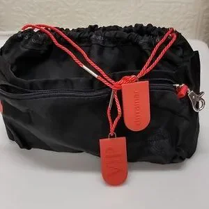 Pink po leather fabric Makeup Organizer Bag at ₹ 10/piece in Jaipur Pink po leather fabric Makeup Organizer Bag at ₹ 10/piece in Jaipur